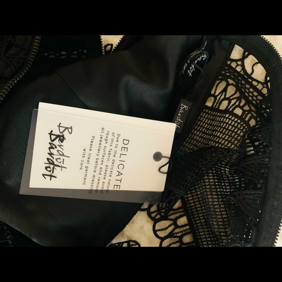 Bardot Mariana Lace Body con black Dress - Picture 6 of 11